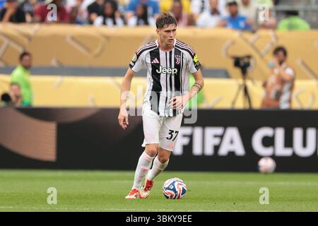 Philadelphia, Stati Uniti. 22 giugno 2025. Nicolo Savona della Juventus durante la partita della Coppa del mondo Juventus vs Wydad AC FIFA Club al Lincoln Financial Field di Philadelphia. Il credito per immagini dovrebbe essere: Jonathan Moscrop/Sportimage Credit: Sportimage Ltd/Alamy Live News Foto Stock