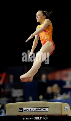 FIG Artistic Gymnastics Glasgow Grand Prix alla Kelvin Hall International Sports Arena il 15 maggio 2009 a Glasgow, Scozia. Regno Unito. Zinnermann in azione foto di Alan Edwards© Foto Stock