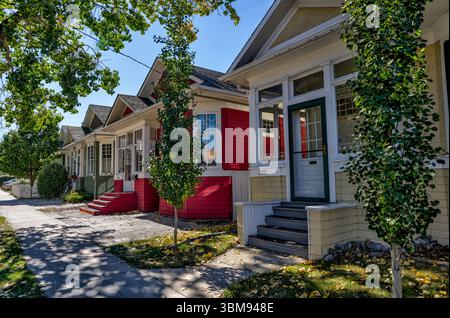 Calgary, Alberta - settembre 2022: Paesaggi urbani nel distretto Mission di Calgary Foto Stock