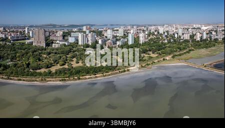 Veduta aerea della città marittima di Burgas, Bulgaria Foto Stock