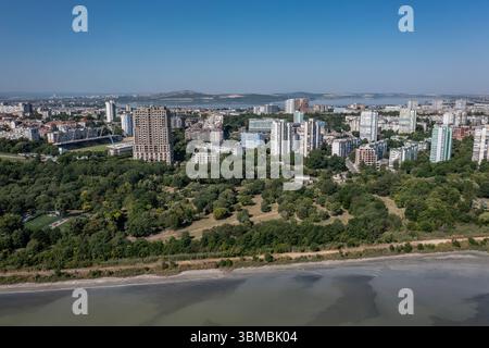 Veduta aerea della città marittima di Burgas, Bulgaria Foto Stock