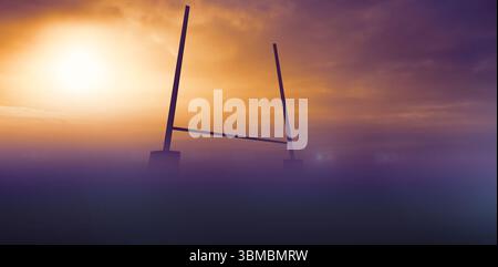 Illustrazione dal design piatto che mostra il campo dell'alba nebbioso con pali di porta e traversa sotto il sole incandescente Foto Stock