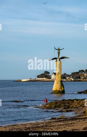 Francia, Loira Atlantica, Estuaire de la Loire, Saint Nazaire, la grande plage, Monumento americano chiamato Sammy costruito in memoria dello sbarco americano del 26 giugno 1917 a Saint-Nazaire sulla spiaggia sul lungomare Foto Stock
