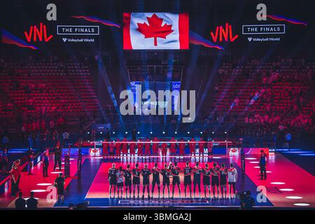 Giappone vs Canada durante la partita maschile FIVB Volleyball Nations League 2024 del 27 giugno a Łódź, Polonia. Foto Stock