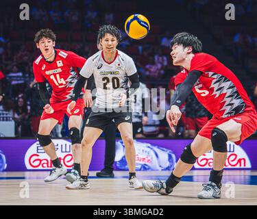 Giappone vs Canada durante la partita maschile FIVB Volleyball Nations League 2024 del 27 giugno a Łódź, Polonia. Foto Stock