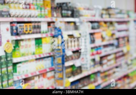 Immagine sfocata del supermercato Foto Stock