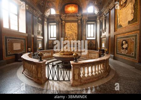 Roma, Italia, interno della Basilica di Santa Maria maggiore, il Battistero Foto Stock