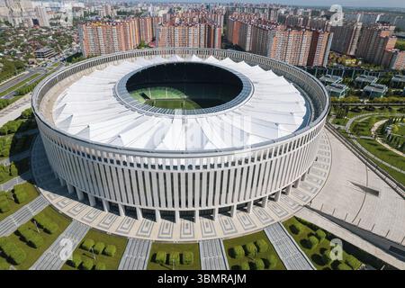 Krasnodar, Russia - Maggio 2019: vista aerea di Krasnodar Stadium e il parco Galitsky Foto Stock