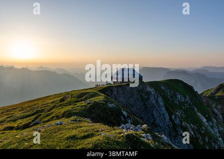 Tramonto a Eisenerzer Reichenstein, Stiria, Austria Foto Stock