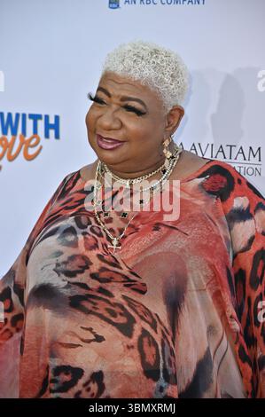 Los Angeles, CA USA - 28 giugno 2025: Luenell partecipa a Project Angel Foods Lead with Love 6 Telethon su KTLA Foto Stock
