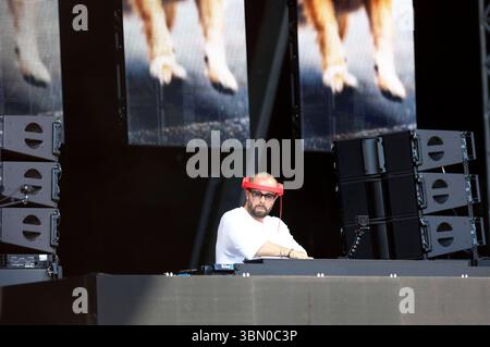 David Puentez Live Beim Rainbow Festival 2025 am Fühlinger SEE. Köln, 28.06.2025 *** David Puentez live al Rainbow Festival 2025 a Fühlinger SEE Cologne, 28 06 2025 foto:xxF.xZeisingx/xFuturexImagex rainbow 5581 Foto Stock