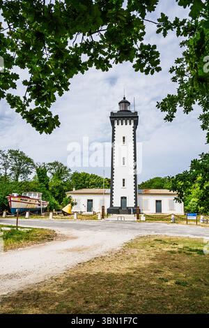 Faro Phare de grave, Pointe de grave, le Verdon-sur-Mer, Nouvelle-Aquitaine, estuario della Gironda, Francia Foto Stock