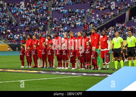Minneapolis, Minnesota, Stati Uniti. 29 giugno 2025. Il Canada guarda prima di una partita di calcio dei quarti di finale della CONCACAF Gold Cup tra Canada e Guatemala allo US Bank Stadium di Minneapolis, Minnesota. Steven Garcia-CSM/Alamy Live News Foto Stock