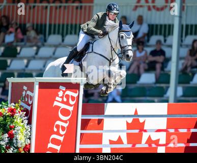 Calgary, Alberta, Canada, 29 giugno 2025. Daniel Coyle (IRE) in sella a Incredible - The Pan American, Spruce Meadows Masters, - AON Grand Prix - crediti: Peter Llewellyn/Alamy Live News Foto Stock