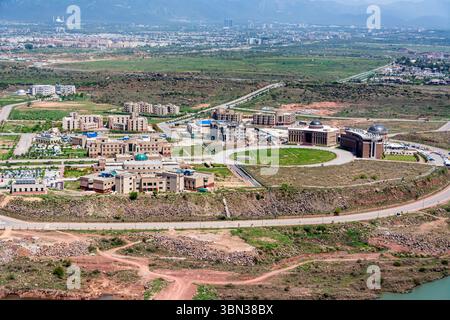 La National University of Sciences & Technology è un'università pubblica pakistana di ricerca multi-campus con il suo campus principale a Islamabad Foto Stock