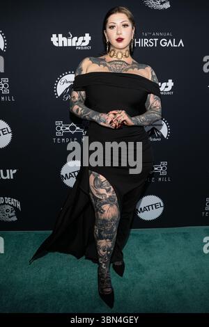 LOS ANGELES, CALIFORNIA, USA - GIUGNO 28: Ravengriim arriva al 16° Annual Thirst Gala 2025 tenutosi presso l'SLS Hotel, un Luxury Collection Hotel, Beverly Hills il 28 giugno 2025 a Los Angeles, California, Stati Uniti. (Foto di Kay Qiao/Image Press Agency) Foto Stock
