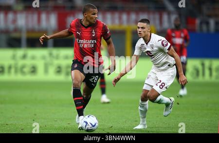 Foto Spada/LaPresse 26 agosto 2023 - Milano , Italia - sport, calcio - AC Milan vs Torino - Campionato italiano di calcio serie A TIM 2023/2024 - Stadio San Siro. Nella foto: Malick Thiaw (AC Milan); Samuele Ricci (Torino FC); agosto 26 , 2023 Milano , Italia - sport, calcio - Milano vs Torino - Campionato di calcio di serie A 2023/2024 - Stadio San Siro . Nella foto : Malick Thiaw (AC Milan); Samuele Ricci (Torino FC); Foto Stock