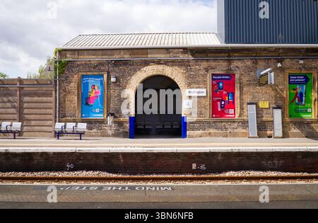 Binario 4 alla stazione ferroviaria di Bridlington, non ci sono piattaforme 1-3. Foto Stock