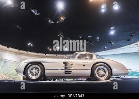 Mercedes-Benz 300 SLR Uhlenhaut Coupé dal 1955. Sono stati costruiti due esemplari, uno è stato messo all'asta. Con un ricavato di 135 milioni di euro, è il più prezioso Foto Stock