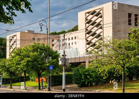 Ufficio postale razionalista a Roma, progettato da libera e De Renzi, costruito tra il 1933 e il 1935. Foto Stock