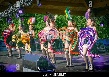 Golden Spike CAN Dancers, Golden Spike Days, Port Moody, British Columbia, Canada Foto Stock