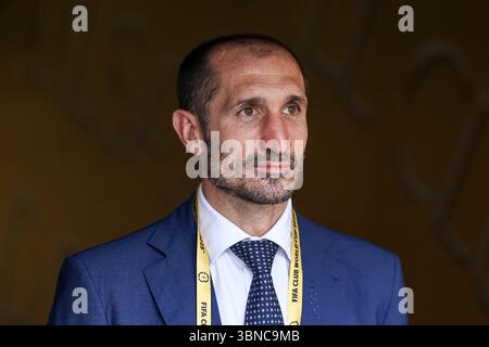 Orlando, Stati Uniti. 1 luglio 2025. Orlando, Stati Uniti d'America, 1° luglio 2025: Giorgio Chiellini guarda durante la giornata della Coppa del mondo FIFA Club 16, partita tra Real Madrid CF e Juventus FC all'Hard Rock Stadium il 1° luglio 2025 (João Bravo /SPP) credito: SPP Sport Press Photo. /Alamy Live News Foto Stock