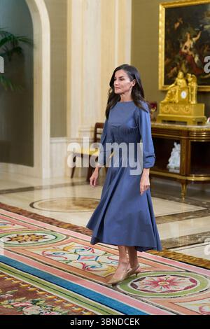 Madrid, Madrid, Spagna. 2 luglio 2025. La regina Letizia di Spagna partecipa a un'udienza con i rappresentanti dell'Associazione Proyecto Hombre al Palazzo Zarzuela il 2 luglio 2025 a Madrid, Spagna (Credit Image: © Jack Abuin/ZUMA Press Wire) SOLO PER USO EDITORIALE! Non per USO commerciale! Foto Stock