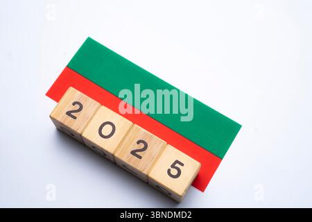 2025, Bulgaria, Bulgaria bandiera con data block, concetto, eventi importanti per la Bulgaria nel nuovo anno, elezioni, economia, attività sociali, b centrale Foto Stock
