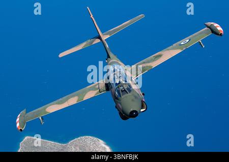 Il North American Rockwell T-2E Buckeye (Reg. 160082) della Greek Hellenic Air Force viene utilizzato per l'addestramento avanzato dei piloti. Questo versatile velivolo prepara i futuri piloti per operazioni di volo militari complesse e manovre ad alta velocità. Foto Stock