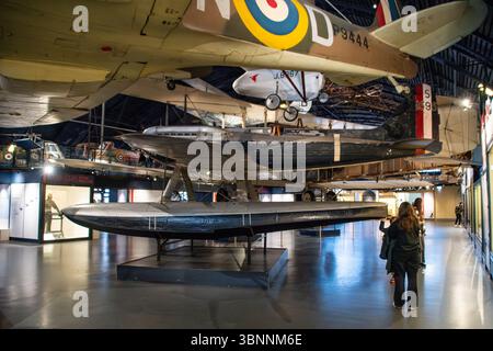 Supermarine S.6B S1595 esposto nella Flight Gallery presso il Science Museum di Londra, Inghilterra Foto Stock