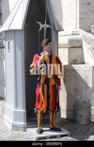 La Guardia Svizzera Pontificia, nota anche come Guardia Svizzera Pontificia. Foto Stock