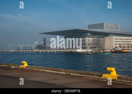 Teatro dell'Opera di Copenaghen sull'isola di Holmen Foto Stock