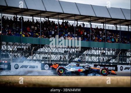 04 NORRIS Lando (gbr), McLaren F1 Team MCL39, azione durante l'ottavo round del campionato FIA di Formula 2 2025 dal 4 al 6 luglio 2025 sul circuito di Silverstone, a Silverstone, Regno Unito Foto Stock
