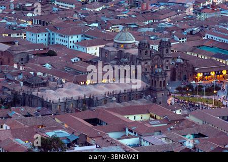 Vista panoramica da Cusco, Perú, al tramonto Foto Stock