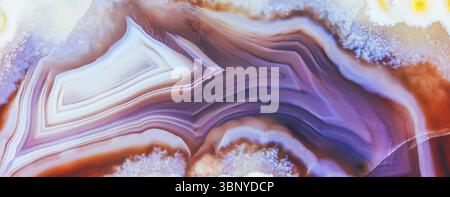 Splendido sfondo panoramico multicolore con pietra di agata semipreziosa Foto Stock
