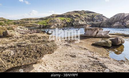 Paesaggio di Costa Tentizzos vicino a Bosa, sulla costa occidentale della Sardegna, Italia, Europa Foto Stock