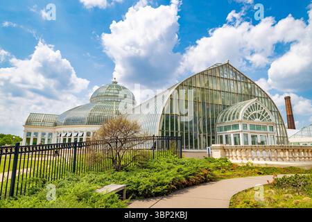 Splendida immagine dell'architettura esterna del Como Park Conservatory, Foto Stock