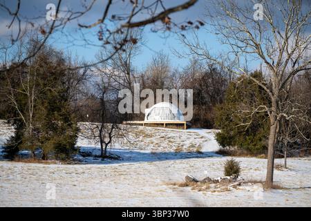 Una cupola geodetica nella valle dello Shenandoah in Virginia. Foto Stock