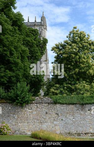 Abbaye du Bec-Hellouin la tour Saint Nicolas Foto Stock