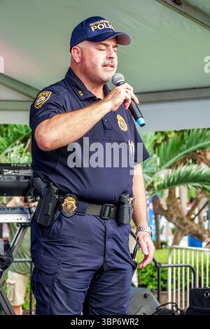 Miami Beach Florida, North Beach, Altos del Mar Park, 4 luglio, evento celebrativo del quarto giorno dell'indipendenza, Assistente Capo da del Dipartimento di polizia di Miami Beach Foto Stock