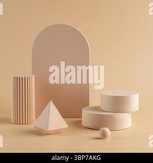 Piattaforme podio beige vuote o piedistalli con sfondo beige per l'esposizione del prodotto. Vuoto indica la visualizzazione o la presentazione dei prodotti Foto Stock