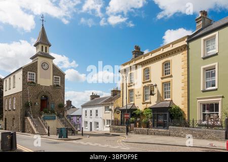 Il municipio di Narberth nel centro di Narberth, Pembrokeshire, Galles, Regno Unito Foto Stock