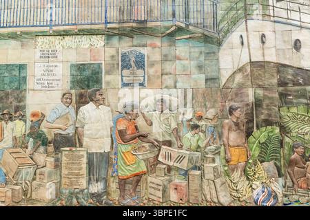 Murale portuale in ceramica di argilla industrializzata di tipo rilievo realizzato da Adriano Rios Sosa in (Santa Cruz de) Lorica, Dipartimento di Cordoba, Colombia Foto Stock