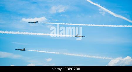 Foto dei Blue Angels scattate durante il Chippewa Valley Air Show del 2025, a Chippewa Falls, WISCONSIN. Foto Stock