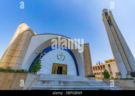 Cattedrale della Resurrezione di Cristo, una chiesa ortodossa a Tirana, Albania Foto Stock