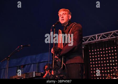 BRIGHTON, INGHILTERRA - 06 AGOSTO: Patrick Wolf si esibisce a Brighton and Hove Pride, Preston Park il 6 agosto 2023 a Brighton, Inghilterra.CAP/Mar ©Mar/Capital Pictures Foto Stock