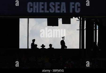 New Jersey, Stati Uniti. 8 luglio 2025. Le guardie di sicurezza sono viste prima della semifinale tra il Fluminense FC (Brasile) e il Chelsea FC (Inghilterra) alla Coppa del mondo per club FIFA 2025 al MetLife Stadium, New Jersey, Stati Uniti, 8 luglio 2025. Crediti: Li Ming/Xinhua/Alamy Live News Foto Stock