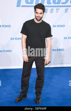 Maximilian Befort Beim fan Event zum Kinofilm The Fantastic Four: Primi passi nel Das Center. Berlino, 08.07.2025 *** Maximilian Befort all'evento dei fan per il film i fantastici quattro primi passi al Das Center di Berlino, 08 07 2025 foto:Xn.xKubelkax/xFuturexImagex Fantastic 5764 Foto Stock