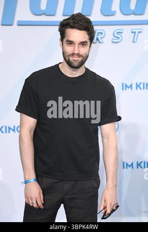 Maximilian Befort Beim fan Event zum Kinofilm The Fantastic Four: Primi passi nel Das Center. Berlino, 08.07.2025 *** Maximilian Befort all'evento dei fan per il film i fantastici quattro primi passi al Das Center di Berlino, 08 07 2025 foto:Xn.xKubelkax/xFuturexImagex Fantastic 5765 Foto Stock