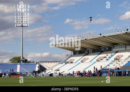13 giugno 2020, Leganes, MADRID, SPAGNA: Illustrazione, una visione generale degli stand vuoti durante il campionato spagnolo, la Liga, partita di calcio giocata tra CD Leganes e Real Valladolid allo Stadio Municipale Butarque nella ripresa del torneo di Primera Division dopo la pandemia di coronavirus COVID19 il 13 giugno 2020 a Leganes, Madrid, Spagna. (Immagine di credito: © Oscar J. Barroso/AFP7 via ZUMA Wire) Foto Stock
